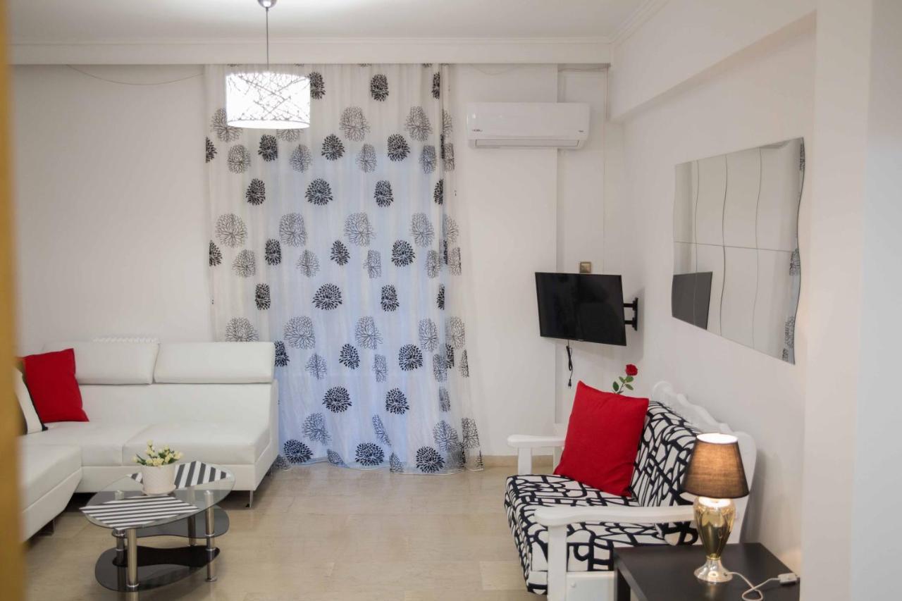 Cozy Apartment Marina Zeas Pire Dış mekan fotoğraf