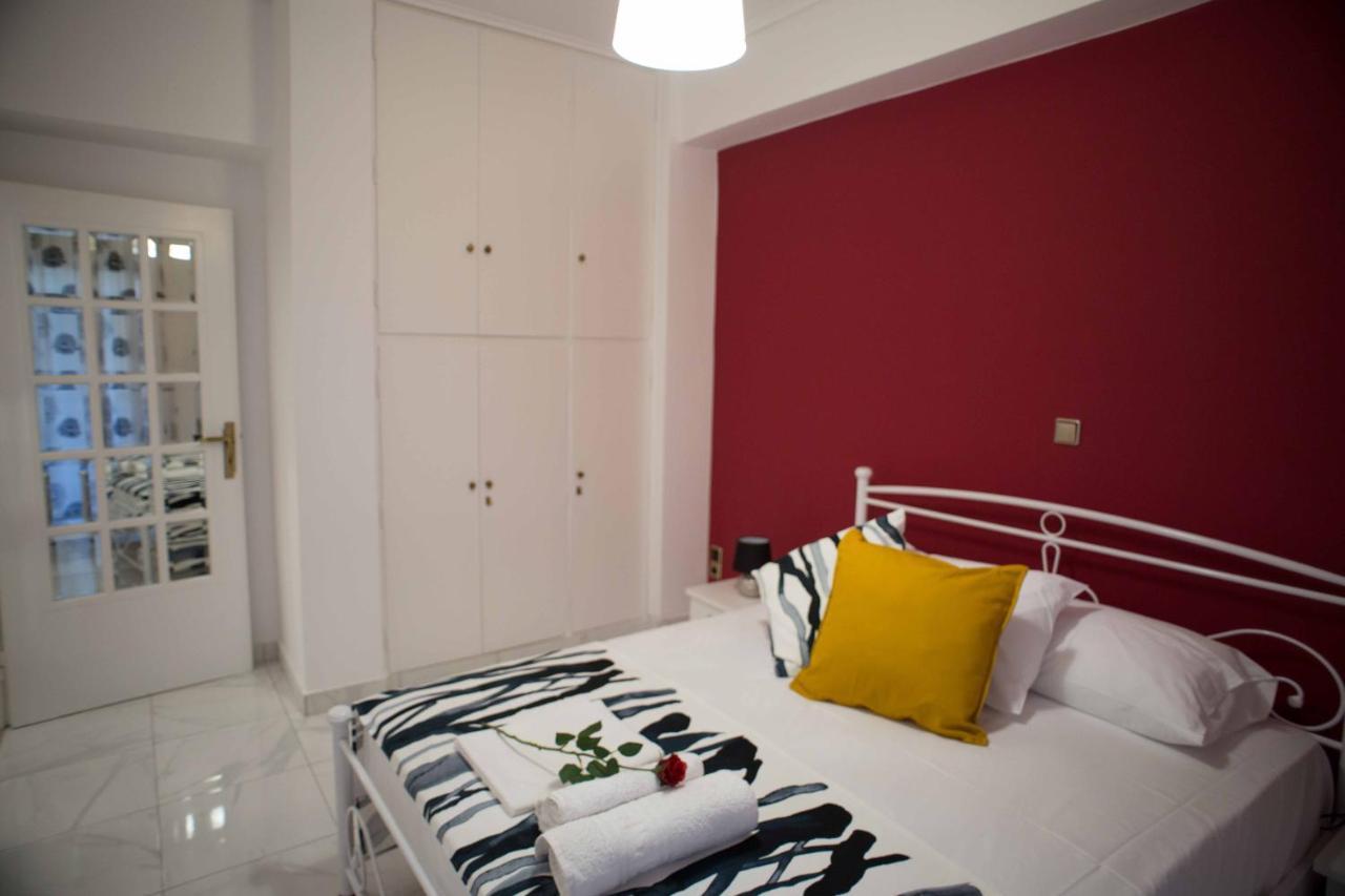 Cozy Apartment Marina Zeas Pire Dış mekan fotoğraf